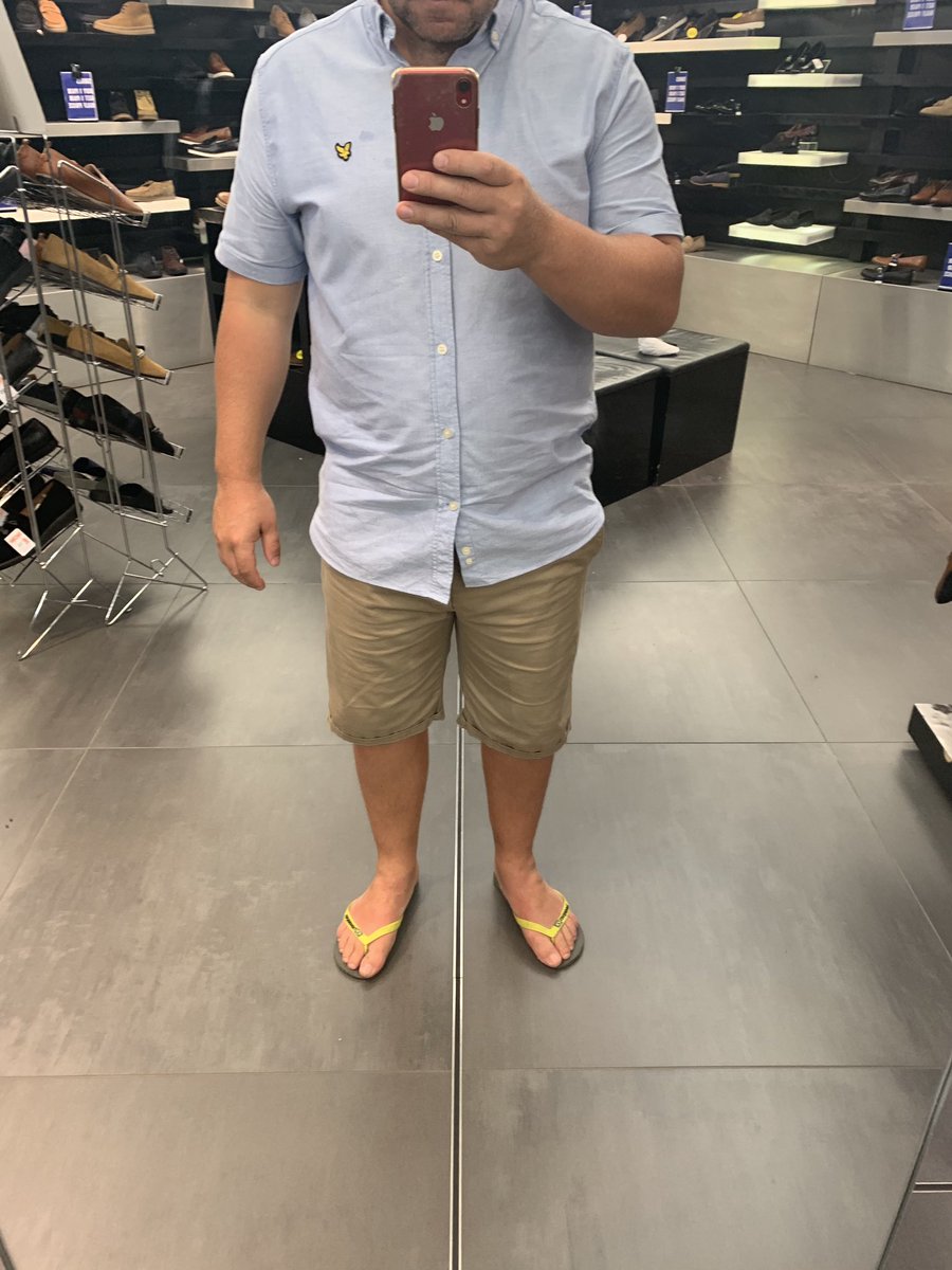 DeanNewman19's tweet photo. @Madisonlondon1 Thabks madison for cracking day out!!!! “Too casual” and no entry 👍🏻👍🏻👍🏻👍🏻 #snottycunts #shitattitude #casualnotgoodenough #pokeyourbarupyourarse https://t.co/ukX7qdyUqK