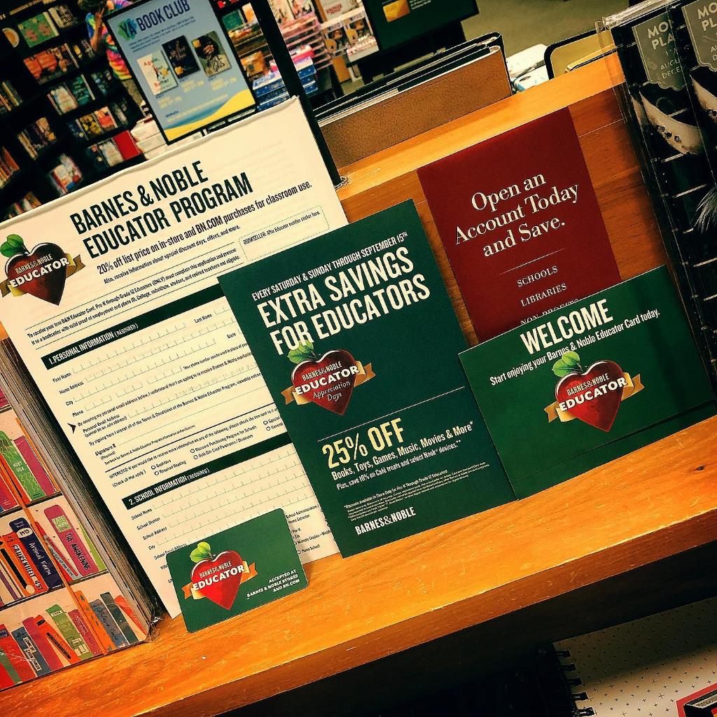Barnes Noble On O On Twitter It S Still Educator Appreciation