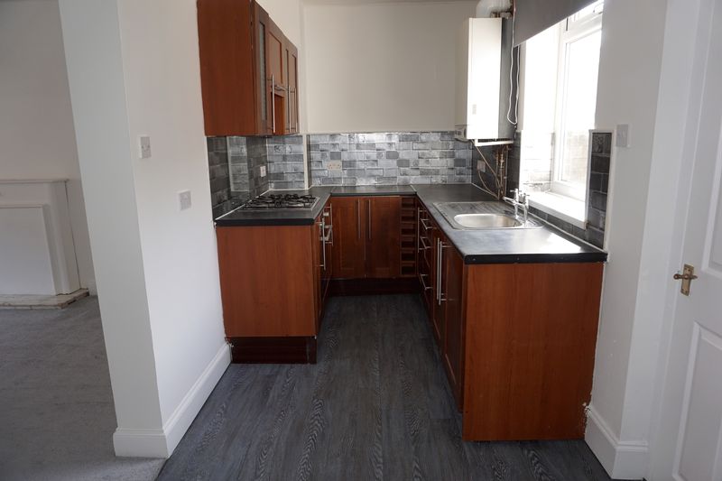 Beemyhome's tweet photo. 🐝2 BED TERRACE - CHESTER-LE-STREET 🐝

£485 - PCM PLUS BOND - NO ADMIN FEES 
To let a spacious and well-presented 2 bed mid-terraced property in the popular village of No Place, Beamish. 

0191 389 7299
https://t.co/WCDY7qQVH0 https://t.co/F33HnXWOH1