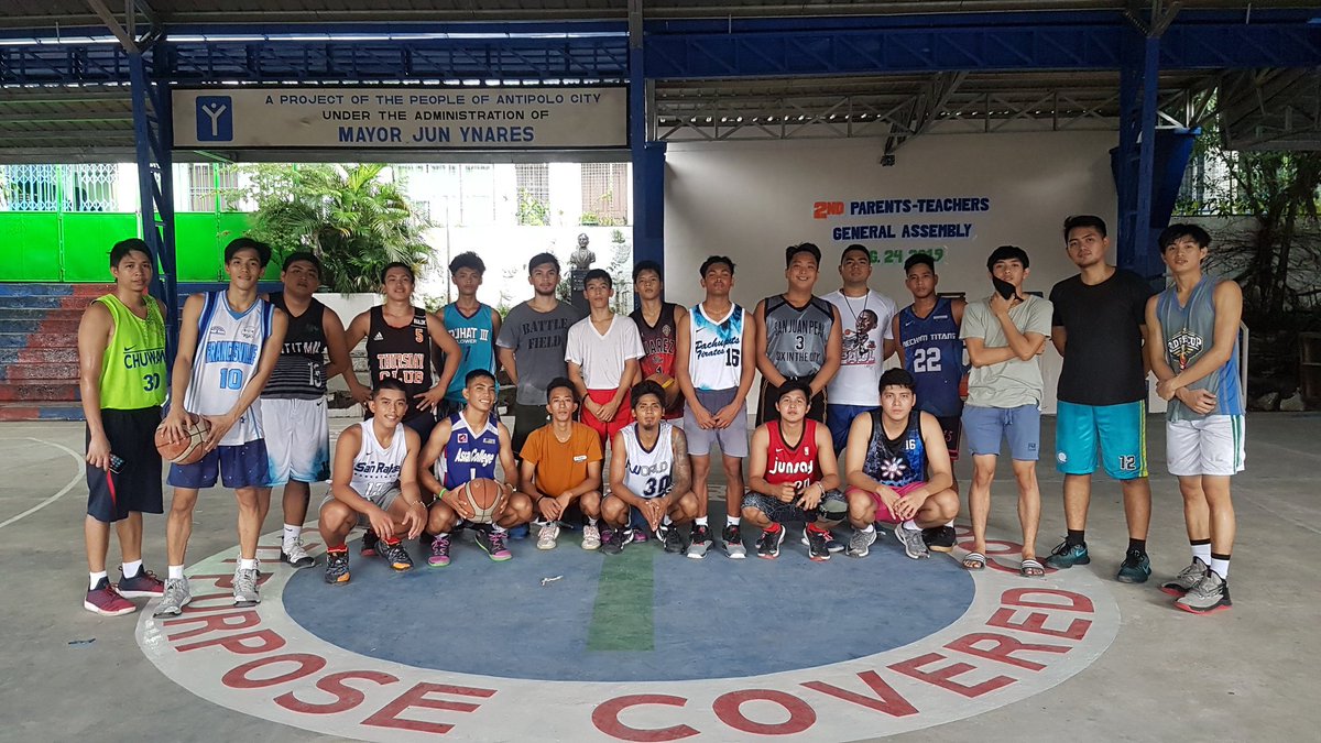 Jappy015's tweet image. Practice Game 👌🏀

#interbarangay
#MAMBUGAN