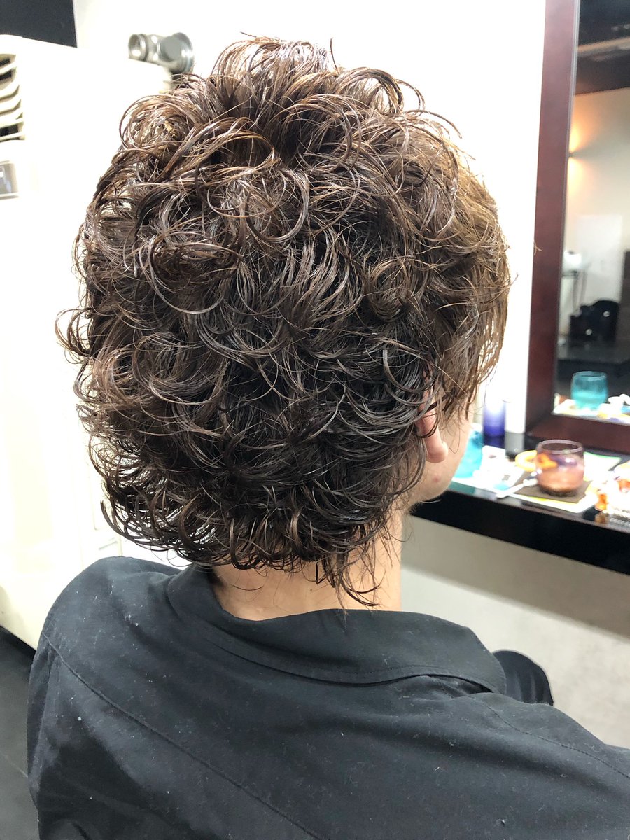 ヘアーラウンジカルネ 熊谷真人 ラフ感 ワイルド感の 外国人風パーマ T Co 4tslbe1bk6 滝川市美容室 滝川美容室 パーマ 2ブロック カット メンズパーマ 強めパーマ ワイルドパーマ 2ブロックパーマ メンズヘアスタイル メンズヘア