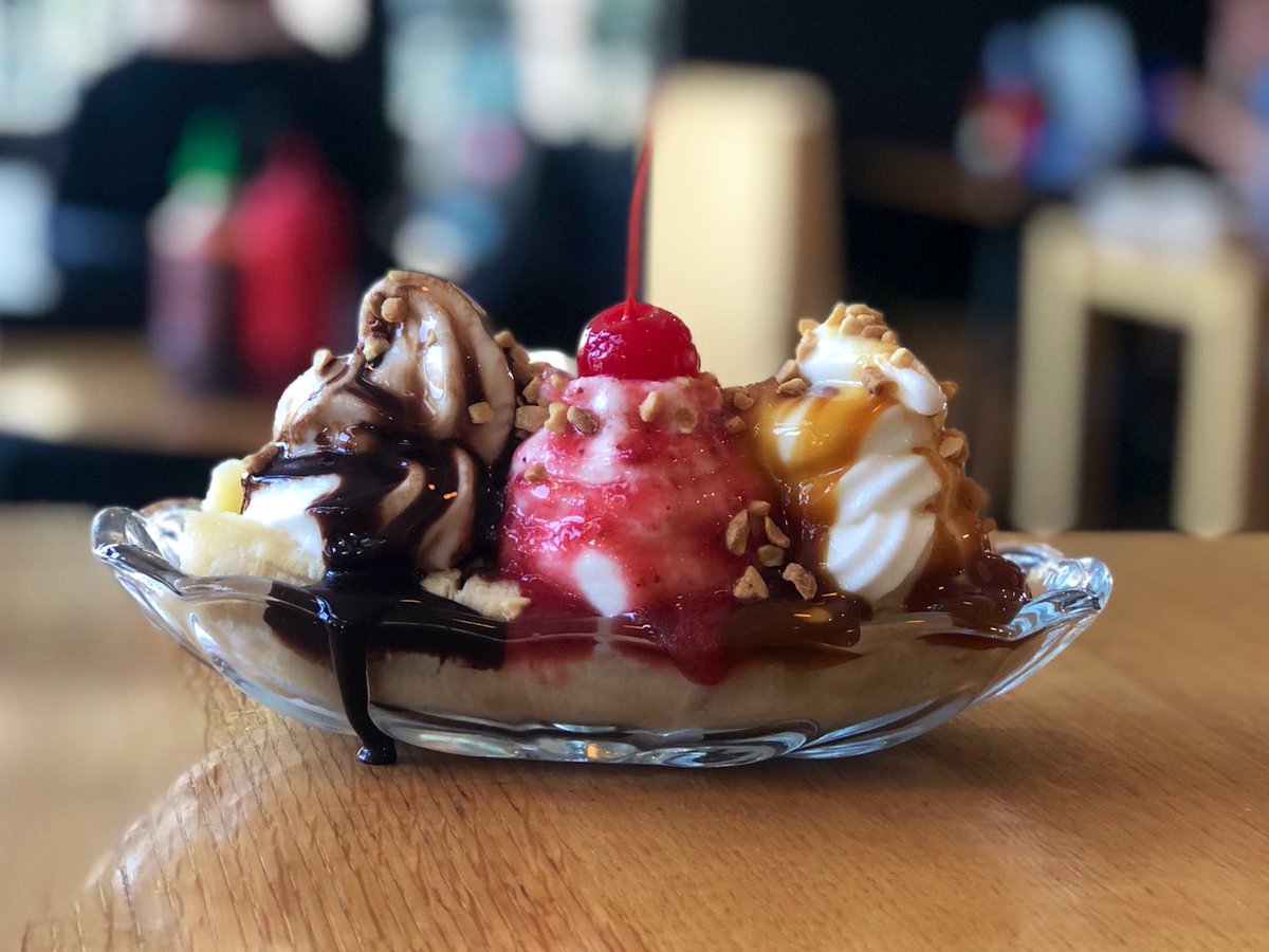 j_selbys's tweet photo. It’s #NationalBananaSplitDay! We’ve got one on special right now! 😍 https://t.co/po1Ou13ats