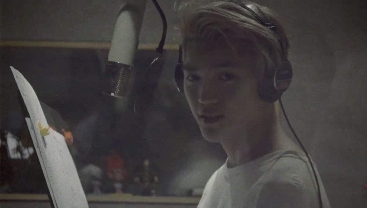 taeyongpictures's tweet photo. @superm taeyong fighting ❤️❤️❤️ https://t.co/VI1nTEF7Gv