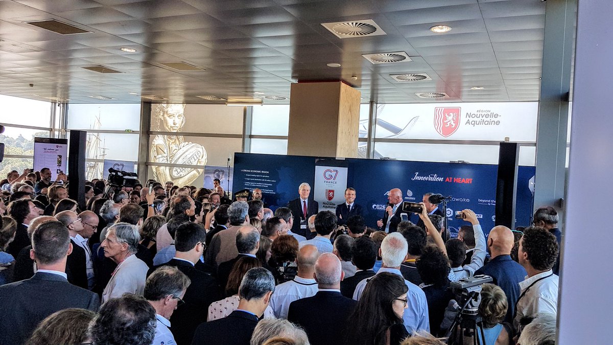al_rousset's tweet photo. Inauguration du Village Nouvelle-Aquitaine dans le cadre du #G7Biarritz par @EmmanuelMacron : les collectivités, les entreprises, les chercheurs, les ONG unis pour valoriser nos richesses, nos innovations et nos savoir-faire https://t.co/nCNxR4ysrU