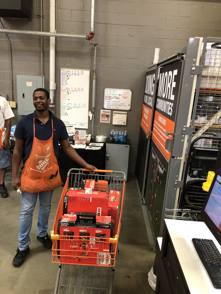 Kar Loong Ng #2933 (@nkarloong1) on Twitter photo The Milwaukee guardian of 1245. Great $3k recovery Raul. The Milwaukee guardian of 1245. Great $3k recovery Raul.