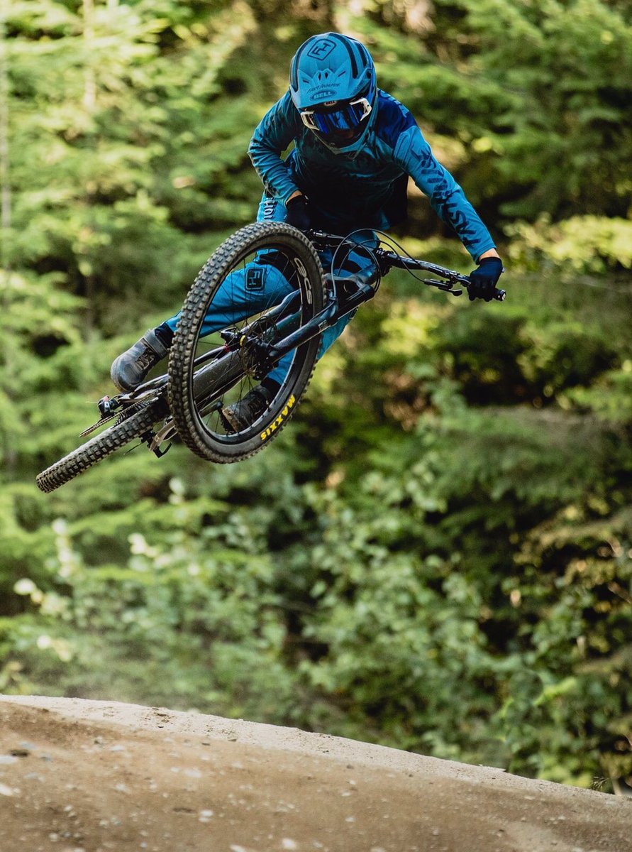 Caroline Buchanan (@cbuchanan68) on Twitter photo 🇨🇦 Whistler
🕶 <a href="/oakley/">Oakley</a>
👙 <a href="/knobbyunderwear/">Knobby Underwear</a>
📱 <a href="/BoostAus/">Boost Mobile</a>
🍩 <a href="/Maxxis_Tyres/">Maxxis Tyres UK</a>
🧤 <a href="/FISTHandwear/">FIST Handwear</a>
👕 <a href="/Fasthouse_/">Fasthouse</a>
👊 <a href="/ODIGrips/">ODI</a>
👟 <a href="/ridecncpts/">Ride Concepts</a>
🌱 <a href="/freshnlean/">Fresh N Lean</a>
📷 @awhiteimx 🇨🇦 Whistler
🕶 <a href="/oakley/">Oakley</a>
👙 <a href="/knobbyunderwear/">Knobby Underwear</a>
📱 <a href="/BoostAus/">Boost Mobile</a>
🍩 <a href="/Maxxis_Tyres/">Maxxis Tyres UK</a>
🧤 <a href="/FISTHandwear/">FIST Handwear</a>
👕 <a href="/Fasthouse_/">Fasthouse</a>
👊 <a href="/ODIGrips/">ODI</a>
👟 <a href="/ridecncpts/">Ride Concepts</a>
🌱 <a href="/freshnlean/">Fresh N Lean</a>
📷 @awhiteimx