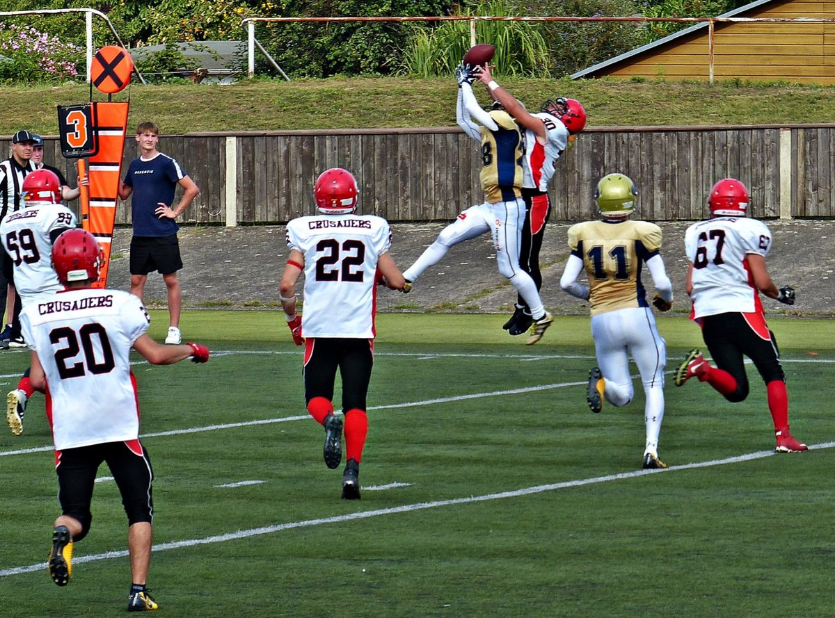 past1143's tweet image. Bilder zur gestrigen Niederlage der @crusaders_news bei den #dresdenmonarchs. #supportyourlocalfootballteam

instagram.com/p/B1mX_b1IuMy/…