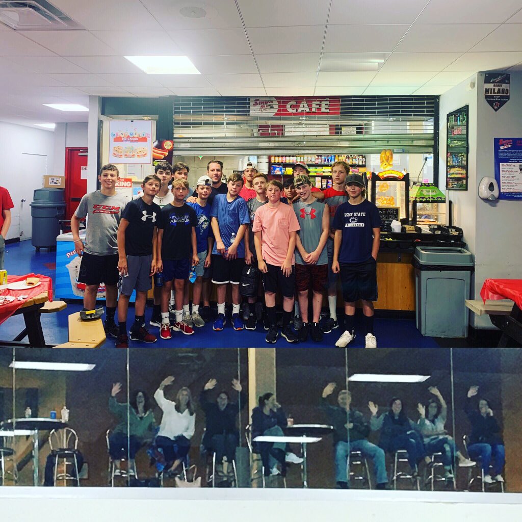 LIRoyalsAAA's tweet image. 🏆🏆 Congratulations to the 06 Royals for winning the 2nd Annual NJ 06 Showcase Event.   Big shoutout to the 06 moms with the view from above!!! #royalty #queens