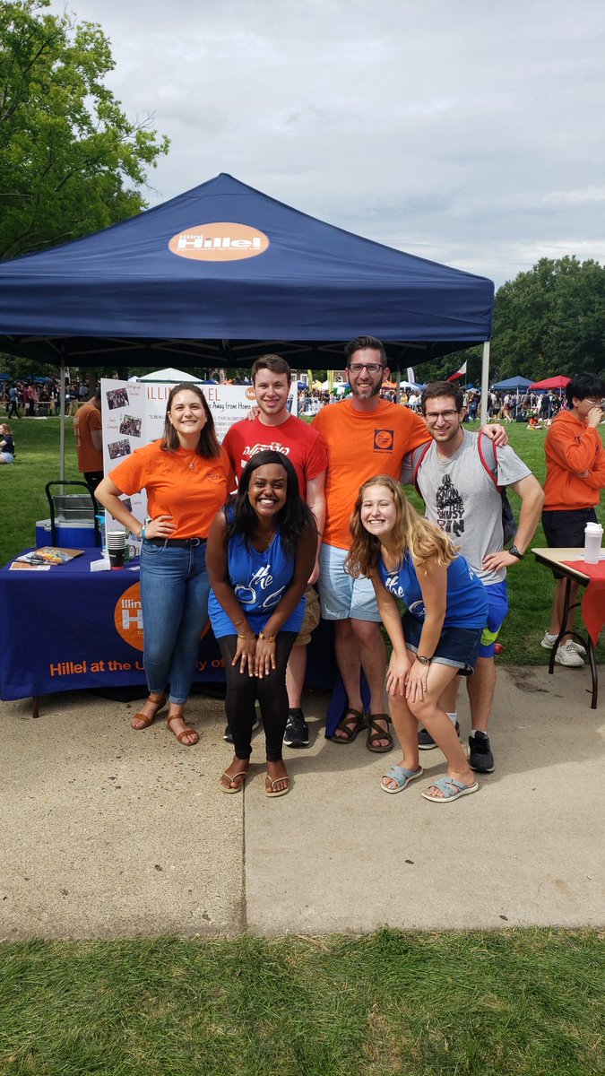 Check out the faces of #Jewish life at <a href="/Illinois_Alma/">University of Illinois</a> 
We had a great time at #QuadDay now we're getting ready for Welcome Back BBQ!