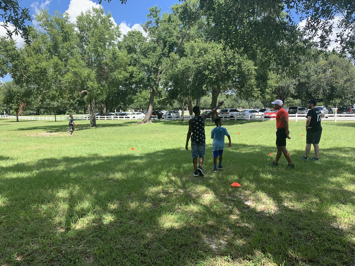 BBBSCFL's tweet photo. Another successful Family Picnic in the books! BIG thank you to everyone who came out, especially to our community partners, @AdventHealthCFL , @culvers, @Wawa, @PIGFLOYDS , @BNYMellon , and @OrlandoMagic who helped make our event great! More pictures to follow, keep an eye out! https://t.co/NUDjAvfKCF