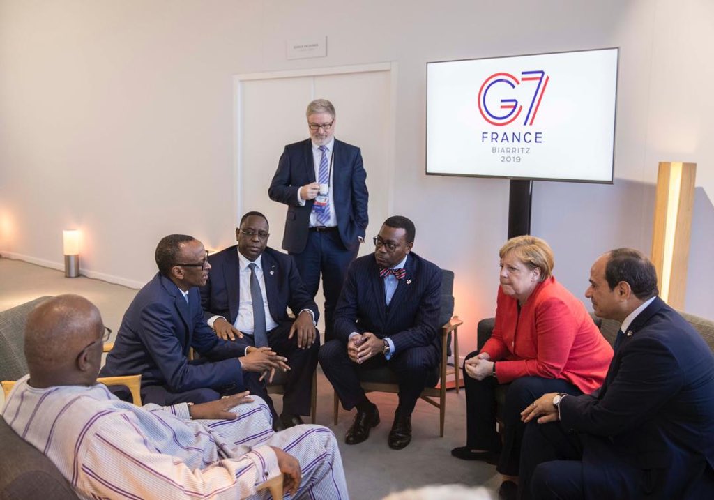 UrugwiroVillage's tweet photo. President Kagame attended the G7 &amp; Africa Partnership meeting this afternoon which focused on women entrepreneurship, digital transformation and the fight against corruption. #G7Summit #G7Biarritz https://t.co/GVC8UvoUUw