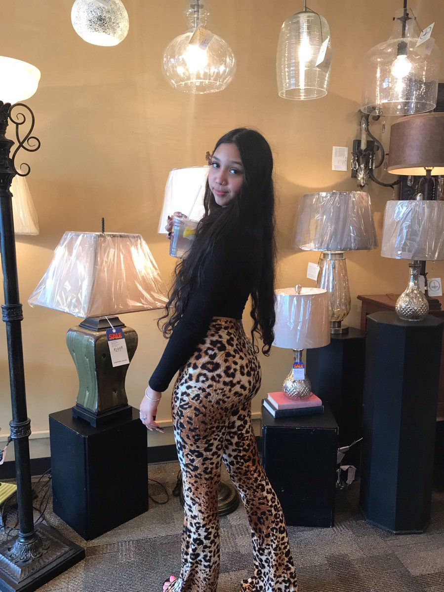 Therealmelyyy's tweet photo. Hi ahaha https://t.co/dHpBa41cz3
