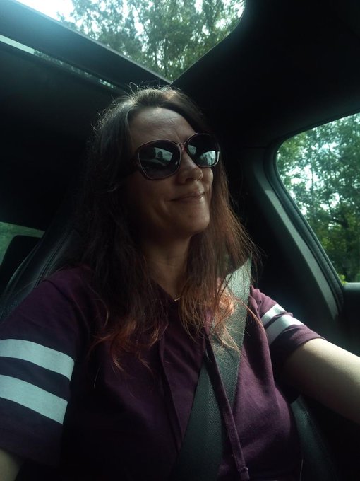 In route to collect t spend the afternoon with my #USC student.. :) plus he forgot his clicker so mamma<a href="/tag/usc"class="tags"><span>#usc</span></a>