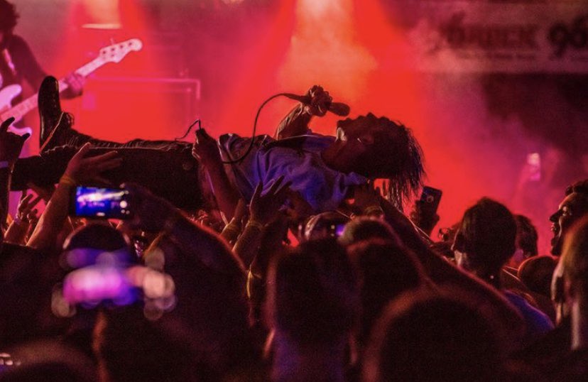 LiveLoudConcert's tweet photo. Thank you everyone who came to see @Badflower at @RiverfrontLive presented by @96ROCKCincy 🤙
•
•
•
•
#rock #rockband #livemusic #concert #promoter #bookingagent #riverfrontlive #cincinnati #96rock #badflower #liveloudconcerts #entertainment #tour #band https://t.co/u419MQougM