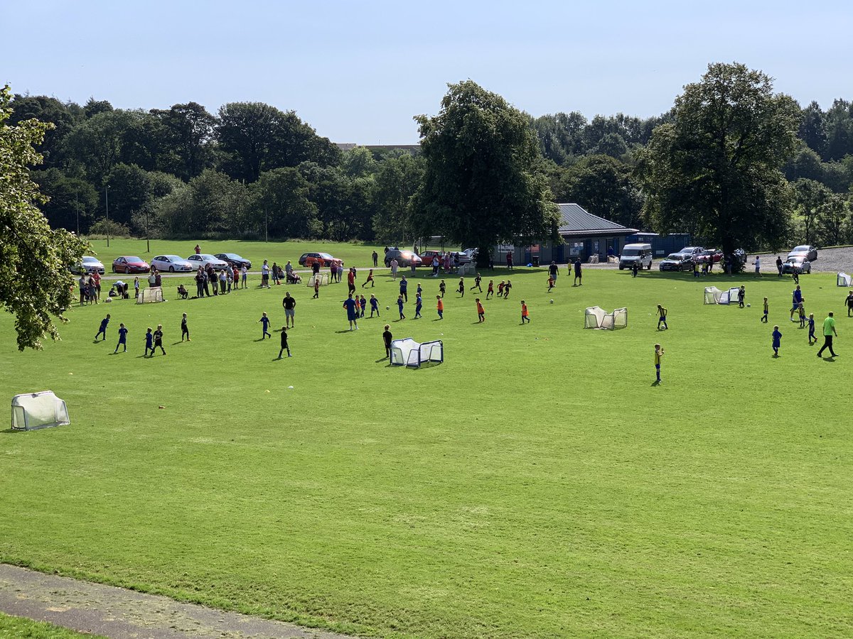 Deanthistle's tweet photo. Sunny Sunday morning 
59 teams enjoying the fun4s at the Dean park @ScotFASouthWest @grpat @CambusdoonFc @GalstonYouthFC @Bonnyton1912 @tassthistlefc @valspar2012 great football  great fun great sportsmanship @VibrantEAC @briso40 @NewFarm_CSH @jbprestwick https://t.co/8sYwEUwaeW