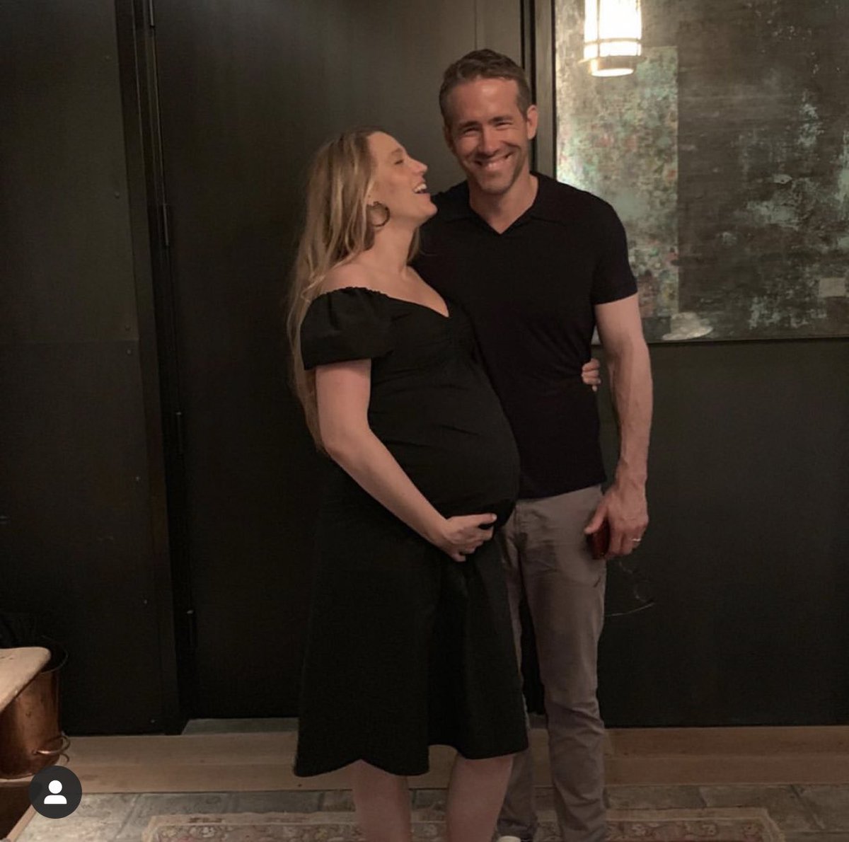 RT @blakelivelyf: Ryan Reynolds via Instagram: happy birthday to the beautiful, @blakelively. https://t.co/FcthzN9z8V
