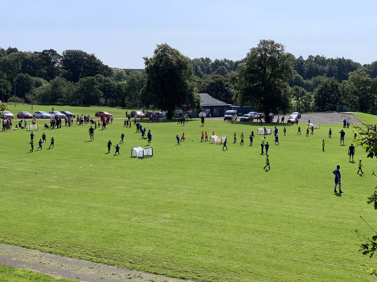 Deanthistle's tweet photo. Sunny Sunday morning 
59 teams enjoying the fun4s at the Dean park @ScotFASouthWest @grpat @CambusdoonFc @GalstonYouthFC @Bonnyton1912 @tassthistlefc @valspar2012 great football  great fun great sportsmanship @VibrantEAC @briso40 @NewFarm_CSH @jbprestwick https://t.co/8sYwEUwaeW
