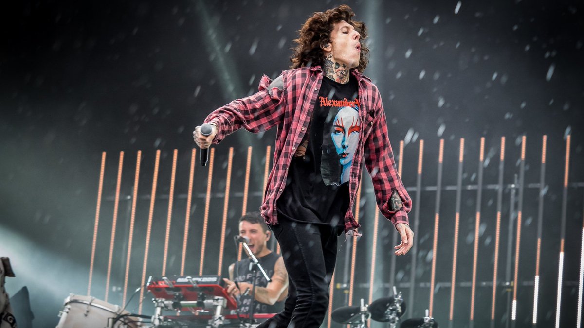 Mr_Syko's tweet photo. Pinkpop Festival — 2016
@olobersyko
#bringmethehorizon #bmth #bmthofficial #bmthlyrics #bmthquotes #bmthfan #bmthfans #thatsthespirit #bmthconcert #bmthlive #amobmth #oliversykes #oliversykesbmth #oliverscottsykes https://t.co/ttMmEGpxrJ