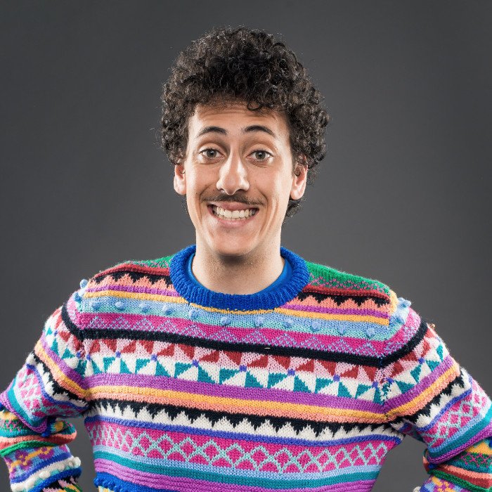 Two-time SA Comic’s Choice Award winner Schalk Bezuidenhout (<a href="/schalkiebez/">Schalk Bezuidenhout</a>) joins an already stellar lineup at tonight's Late'n'Live w/ <a href="/thejohnhastings/">john “buttface” hastings</a>, <a href="/reginalddhunter/">Reginald D Hunter</a>, @mickyoverman, <a href="/GarethWaugh/">Gareth Waugh</a>, <a href="/jojosutherland/">Jojo Sutherland</a> &amp; <a href="/elliotsteelcom/">Elliot Steel</a> 💥

🎟 bit.ly/LATENLIVE2019 | Teviot, 1-5am