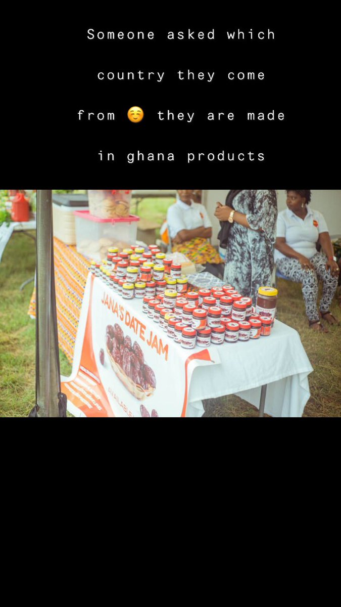 rollkharta's tweet photo. Customer : Do you add anything apart from the dates ? 

Me : Yes ☺️. love ❤️ 
It’s made with love 

Customer: No doubt madam , this Jam is litttt https://t.co/cuAUbvfcxJ