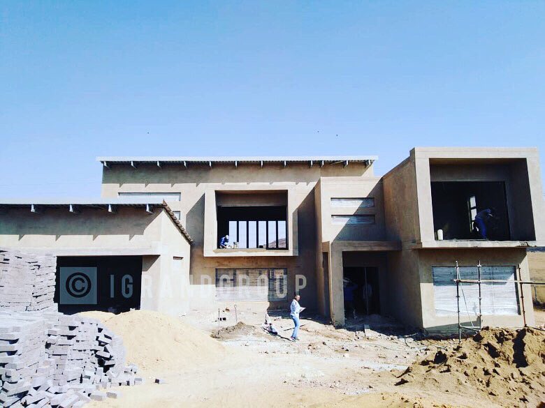 iGrandGroup's tweet photo. Modern House 
Progress done ✅ 
Finishing stages 
The dream is now shaping up nicely 
#igrandteam
#igrandgroup 
#grandconstructiondesign 
#modernhouses https://t.co/C9Ije5zCGf