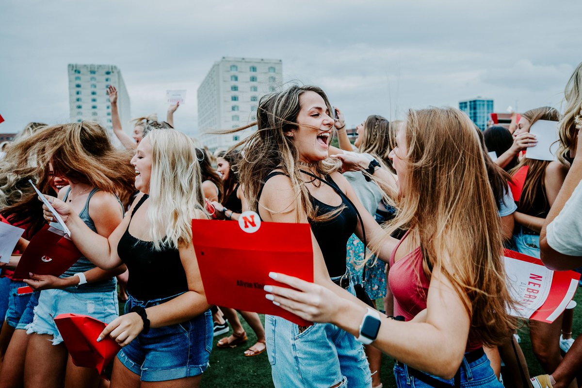 UNLincoln's tweet photo. Bid day feels ✨ #UNL https://t.co/JEA8Q1fkWb