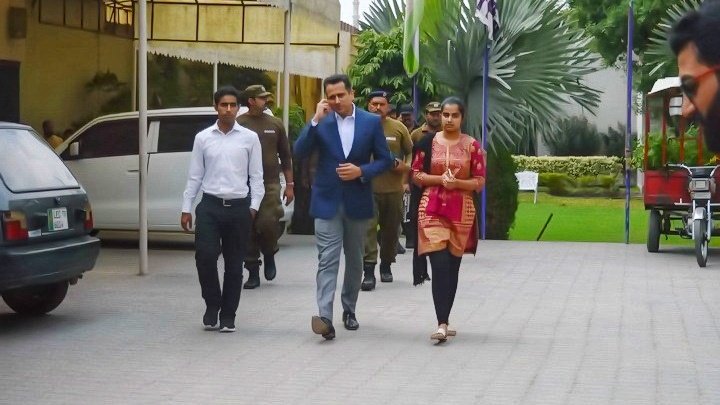 Impact_pakistan's tweet photo. Team Impact joined hands with CEO Happilac and DC Faisalabad to plant 600+ trees alongside the prime location of Canal Road. Future prospects of innovative ideas were also discussed during the meeting.

@hamzashafqaat @aminattock @CleanGreenPK @DCFaisalabad https://t.co/yFSolKi1OZ