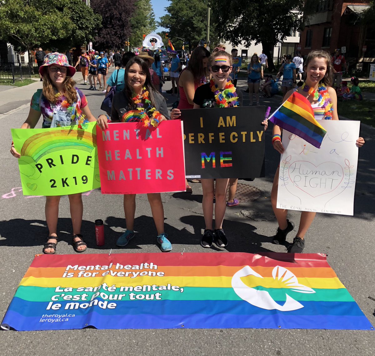 Mental health is for everyone 💜 💙💚💛🧡❤️

<a href="/FierteCapPride/">Capital Pride • Fierté dans la Capitale</a> 
#FierteCapPride #CapitalPride #Pride2019 #OttPride #OttawaPride #DIFD #MentalHealth #IAmPerfectlyMe