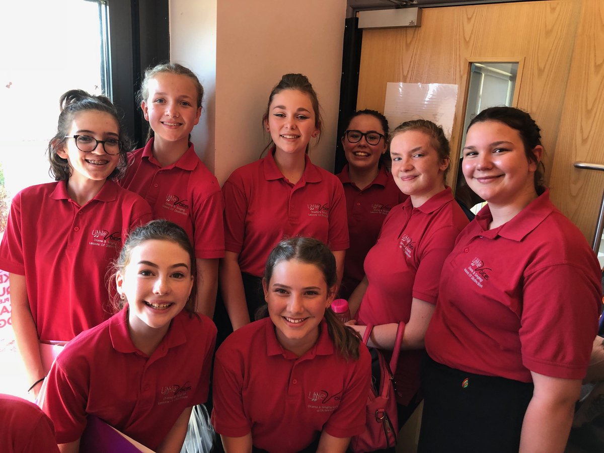 LittleVoicesSWL's tweet image. Here at #LittleVoices we have our #Voices lessons for #9-13 years who we teach in #smallclasssizes towards #LAMDA #acting exams! classes run @christs_school @StMarysPutney and in #Putney and #Fulham!