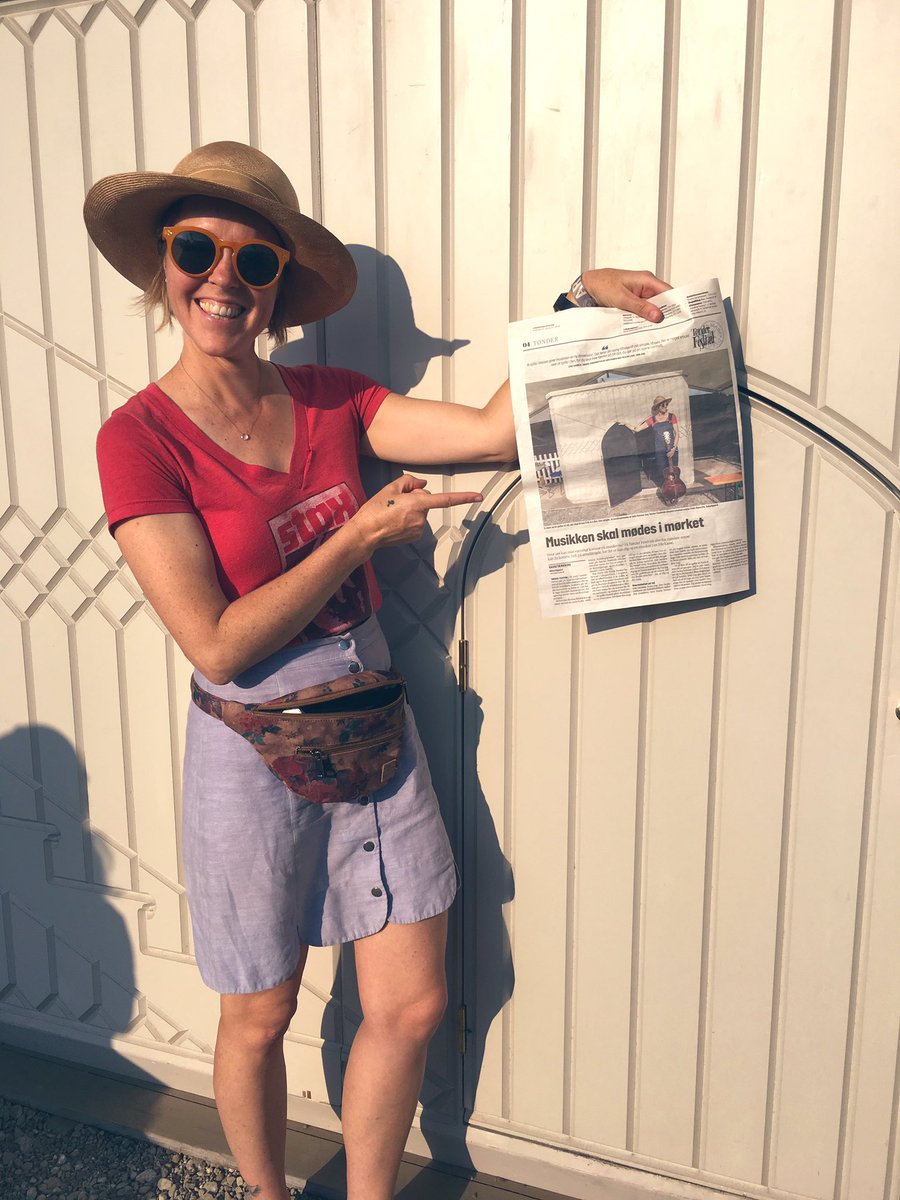 emilybarkerhalo's tweet photo. More love for @Folkinabox at @TonderFestival 
❤️❤️❤️ https://t.co/UDvgPkihz4
