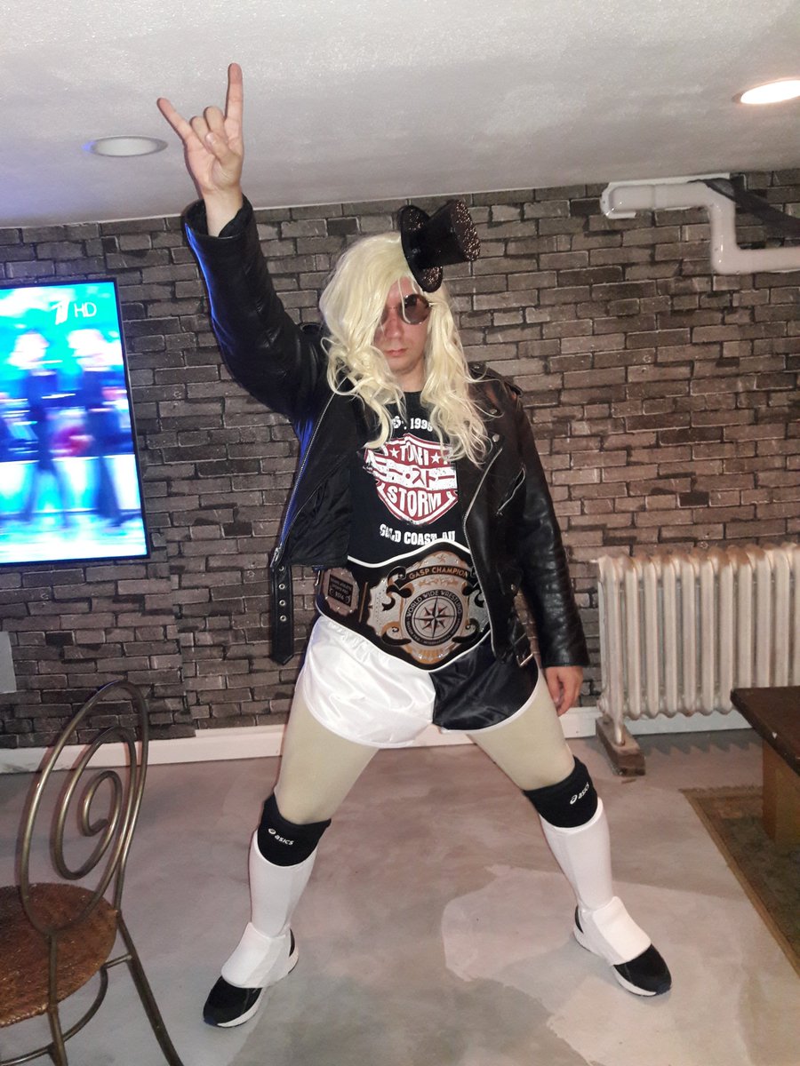 JoLene00Negativ's tweet photo. @XavierWoodsPhD @realfredrosser @katarinasinfamy @TenilleDashwood @AllieImpact @WeAreRosemary @BraxtonSutter @TheRealMorrison @Lady_Scarlett13 @meowdyxyall @TheLadyJSays @SeriouslyEagles @JessicaTroyPro @Shazza_McKenzie @dabryceisright @darewolf333 @MrHatfield4 @BoomerHatfield @HermitCrabWalk @Oceanea__ @MerlokCHIKARA @DatCajunCrawdad @dustinrhodes @ReneeYoungWWE @thePenelopeFord @RogueWomenWAR @thunderrosa22 @Trixie_Tash @holidead @ZoeLucasPro @wolfinjapan @hanadayo0903 @doranyanpa The lighting at #progressPhilly wasn't great, and the line was intense but I managed to meet @tonistorm_ and even wore the hat I wore in my cosplay pic of her! @ashley__vox wanted to know what the hat was about, and when told, she wanted to wear it, so of course we took a pic. https://t.co/kDmGcihosI