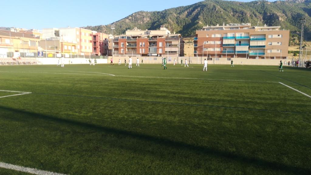 UDLosGarres's tweet photo. Comienza el partido en #LasTejeras https://t.co/qQs6uzUkHY