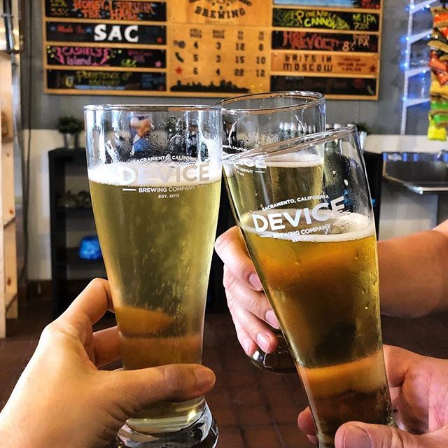 DeviceBrewing's tweet photo. Beer. Best drank with friends. So grab a friend, then grab some beers at Device. Enjoy. Happy Sunday. 🍻 📸: @kimsbaybrews Cheers! #sundayfunday #beerswithfriends
.
.
.
#beerwithpurpose #communitygrown #familyowned #drinklocalbeer #madeinsac #devicebl… https://t.co/TvD72DEb6C https://t.co/UIzUNYbhm1