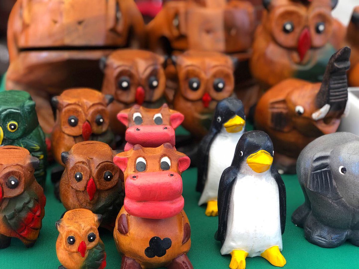EasternMarketDC's tweet photo. A place where everything makes a sound! Stop by Frog Music Garden's stand to hear the different sounds each animal makes.
#easternmarketdc #farmersmarket #capitolhilldc #uniquefinds #uniquecrafts https://t.co/H1LaTgt9gC