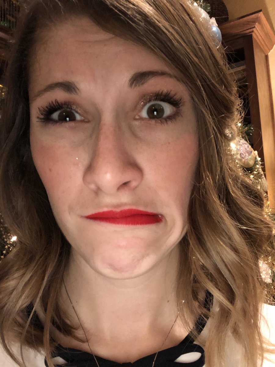 WernerCailin's tweet photo. HELP ONLY 2 items left on my list that total $86 I know they are pricey so I added gift cards. I would appreciate help 1st year teacher and I was naïve with how much I budgeted for my room! #clearthelists #twitterteacher #homework #support_a_teacher https://t.co/LCNEuZut5D https://t.co/OvQC226St5