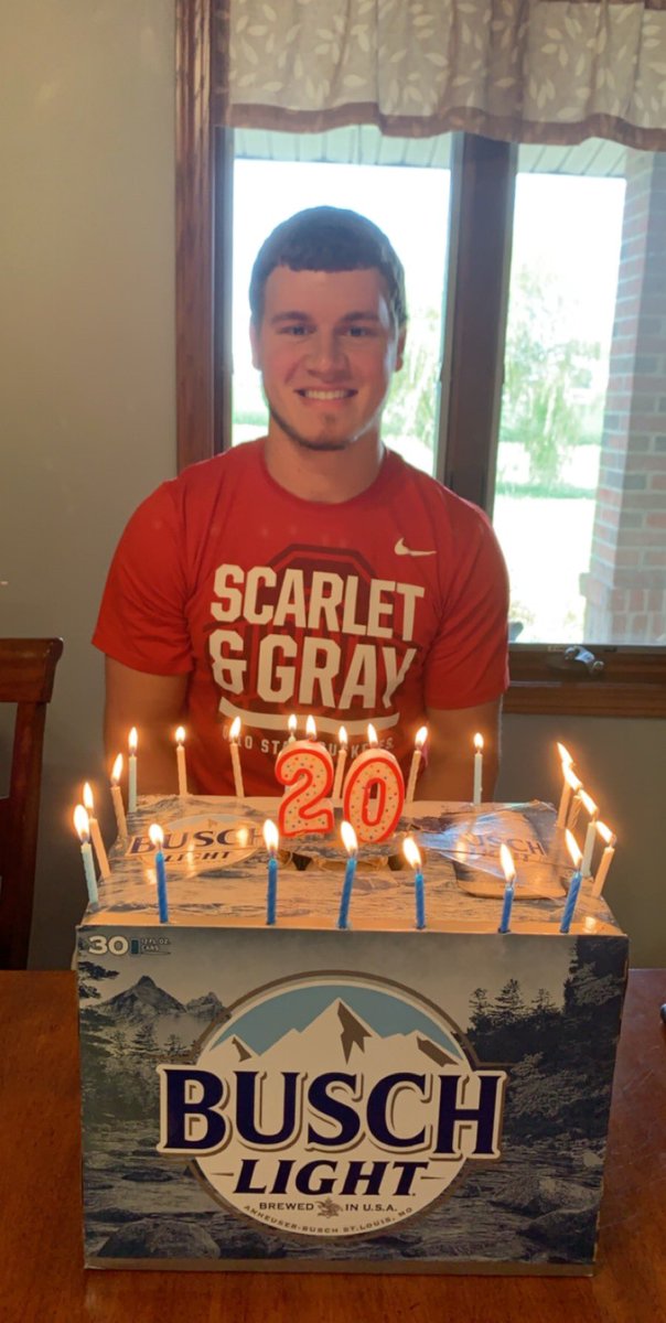 rob_gerstner's tweet photo. For my birthday I told my mom Ice cream cakes are too expensive now a days. Instead I thought of something that’s $17.99 and is suited for a party of 30. https://t.co/kKFmHcY0Mw