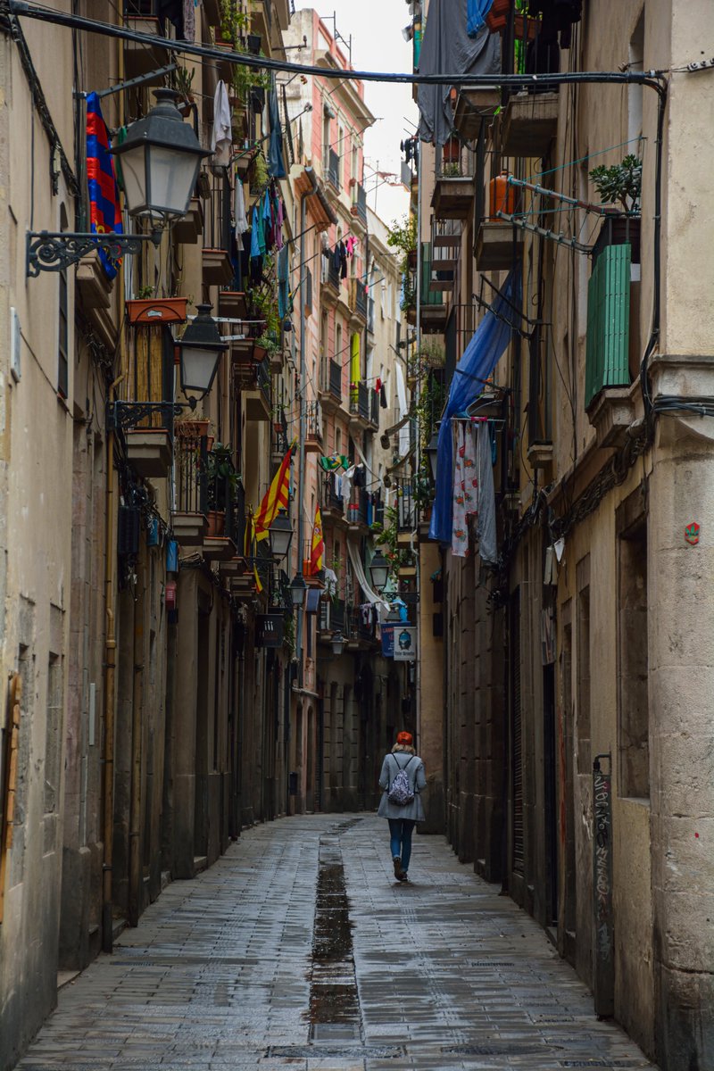 #Barcelona #CiutatVella #streetphotography #Nikon