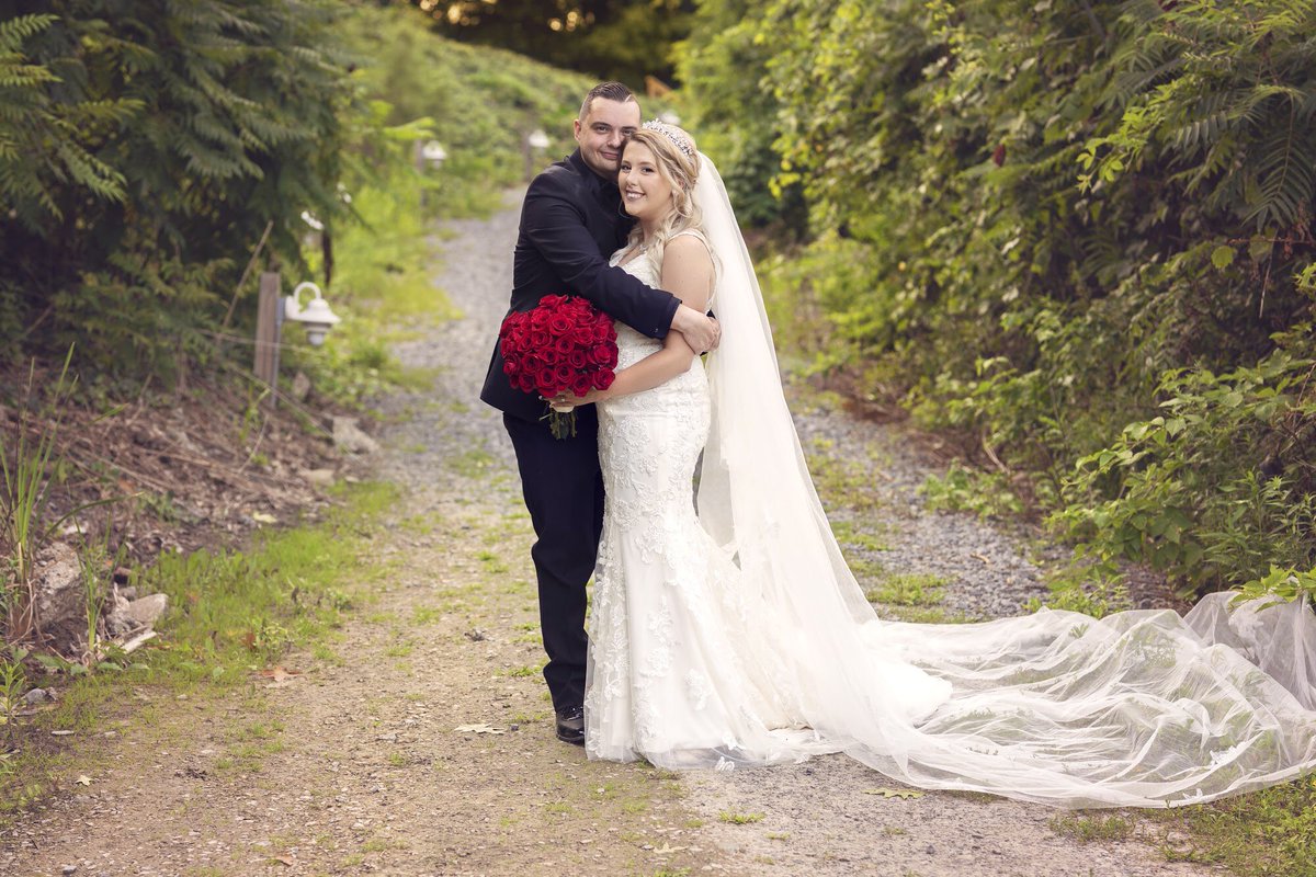 kleighb710's tweet photo. All I’ve ever wanted since I was a little girl was my Prince Charming and a love like I saw in all my Disney movies, you have given me so much more. Thank you for being my Happily Ever After Joseph! One year of marriage down, the rest of our lives to go 💕 https://t.co/GDRjCw7oZK