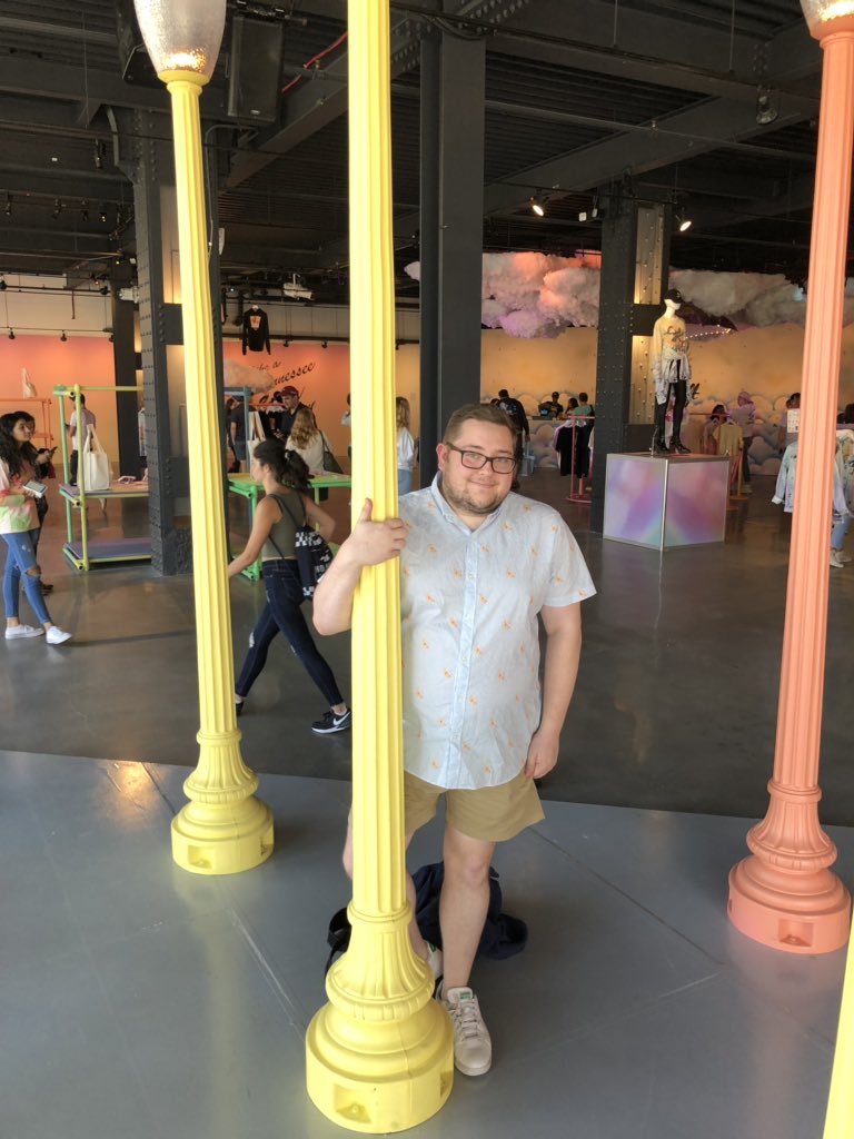 projectslay's tweet photo. I snapped at #TheLoverExperience https://t.co/8hEMbWFPus