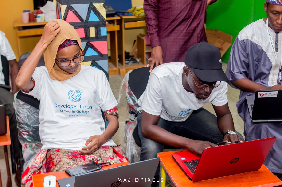 9aufal's tweet photo. Participants at the Facebook Developers Circle build day, @KirkiraHub the attendees learned a variety of Facebook’s technology including HTML5 React 360, Spark AR.
#DevCChallenge https://t.co/OwLOt0c7un