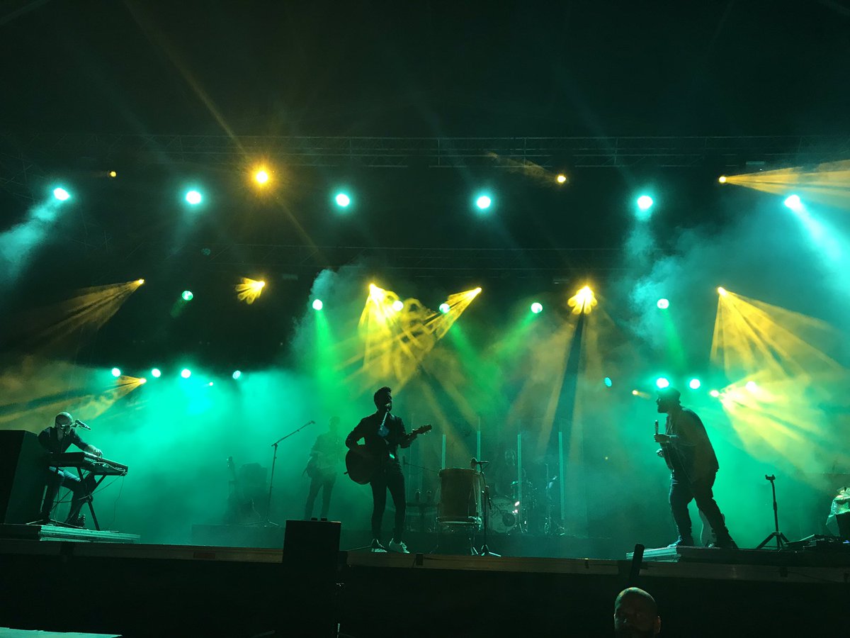 amaia91's tweet photo. Increíble el concierto de anoche de @esfunambulista !! Hacéis que disfrute de cada canción tanto que me quedaría ahí horas y horas. Os sigo de hace muchos años y aquí seguiré viendo cómo crecéis, viendo cómo llenáis el Palacio pronto ❤️ Gracias por tanto! https://t.co/vrgDnBBr9P