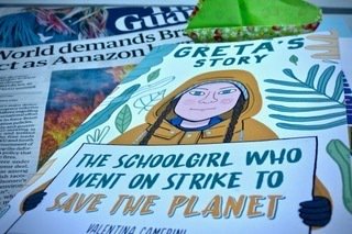 bookwagonuk's tweet image. You may be small Greta Thunberg, but you act for our planet. #foreverbooks #childrensbooks #readingformeaning #readingforchange ift.tt/2Hs6x2W