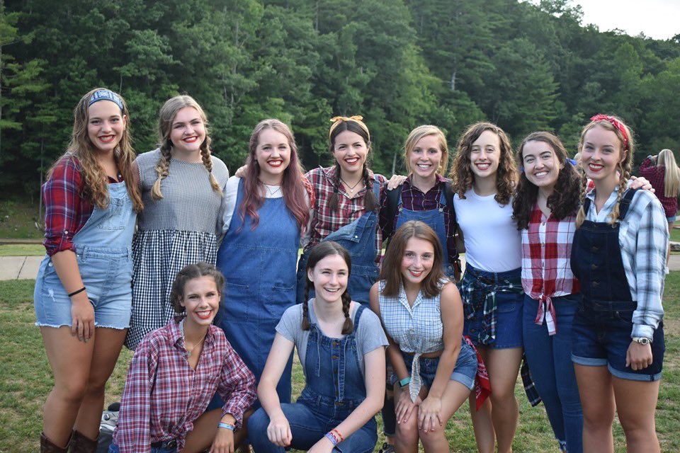 HighlandsYL's tweet photo. Tonight is @lindseybarriger’s last campaigners with us!
So, come hangout at the Laskeys’!

8:00pm

37 Miami Pkwy https://t.co/U5HBhjXbtJ