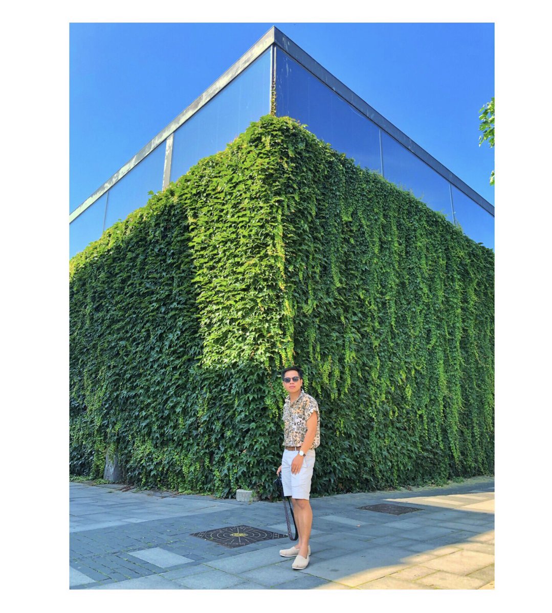 clickroge's tweet photo. Because in the end, you won’t remember the time you spent working on the ship. Go out and explore that goddamn City! #wheninDenmark 🇩🇰 https://t.co/4W224FZ4FG