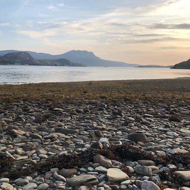 johnjmagee's tweet photo. Scotland you beauty https://t.co/7LwKUGh9Rj https://t.co/0QYH72rzOy