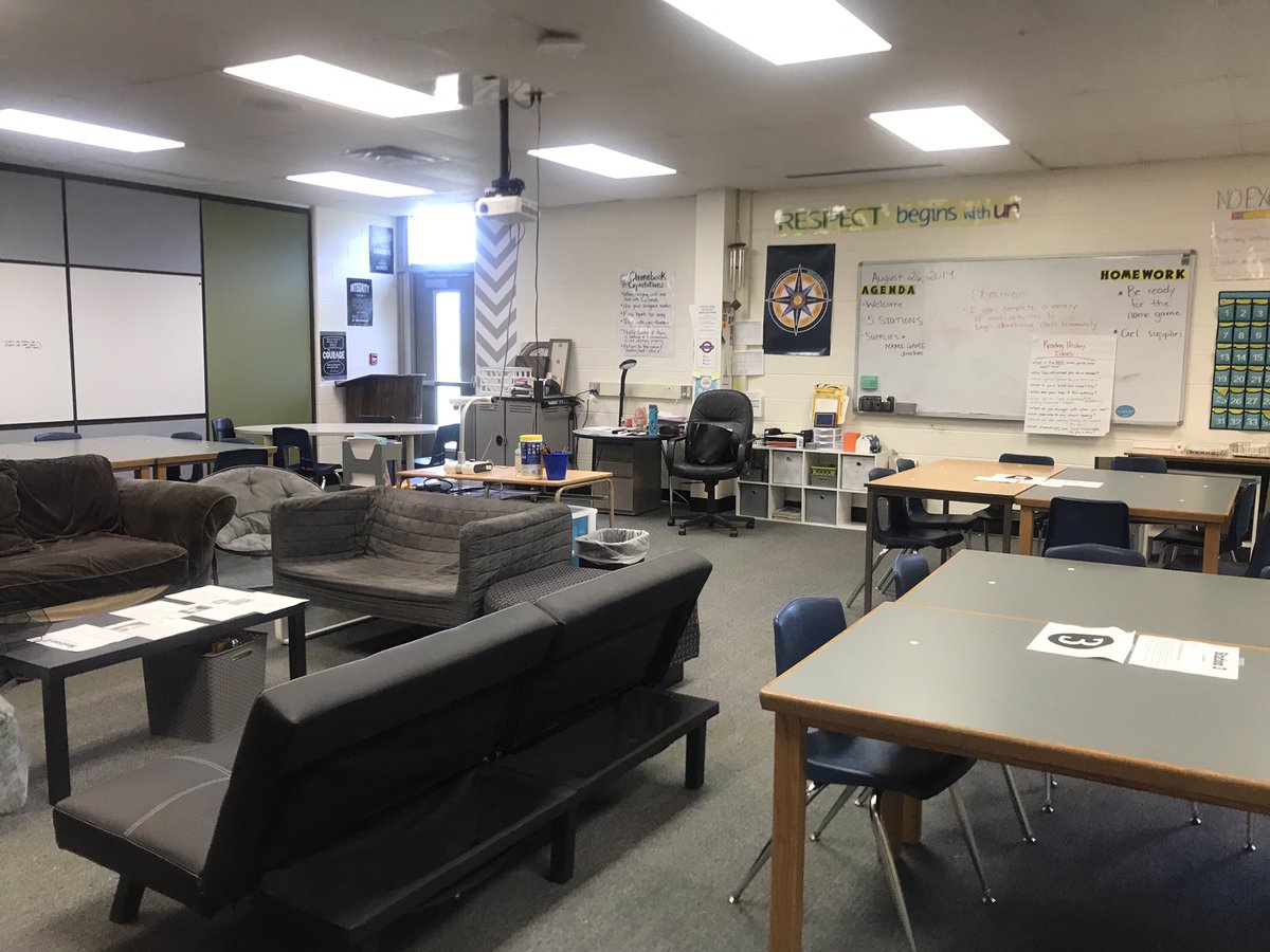 mrsgatesSMS's tweet photo. It’s not perfect, but I’m happy to have different zones where students can stand, sit and read in comfort, and also use more traditional tables if desired. #sasLearningSpaces now I just need a professional decorator and a librarian to help! https://t.co/CY3MNGmbJB