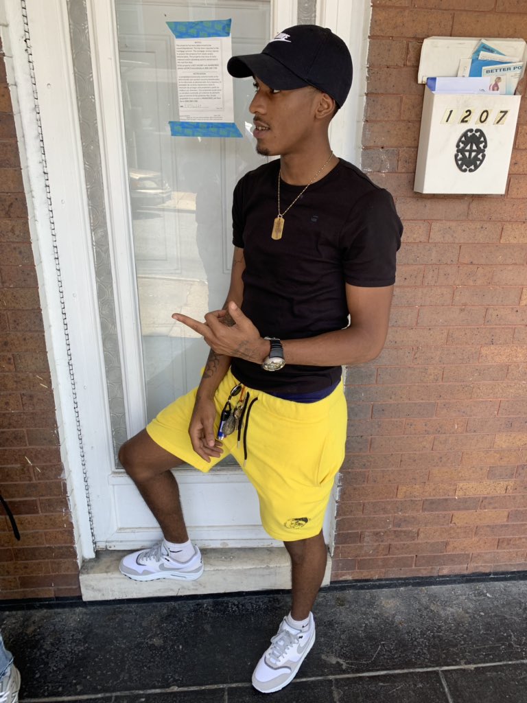 Cordy_13's tweet image. Thuggin hard til them people come get me 💯💪🏽 I ain’t worried bout none of you niggas 👐🏽 #udh🚧 #freedagang🔓 #longlivemyniggas🕊