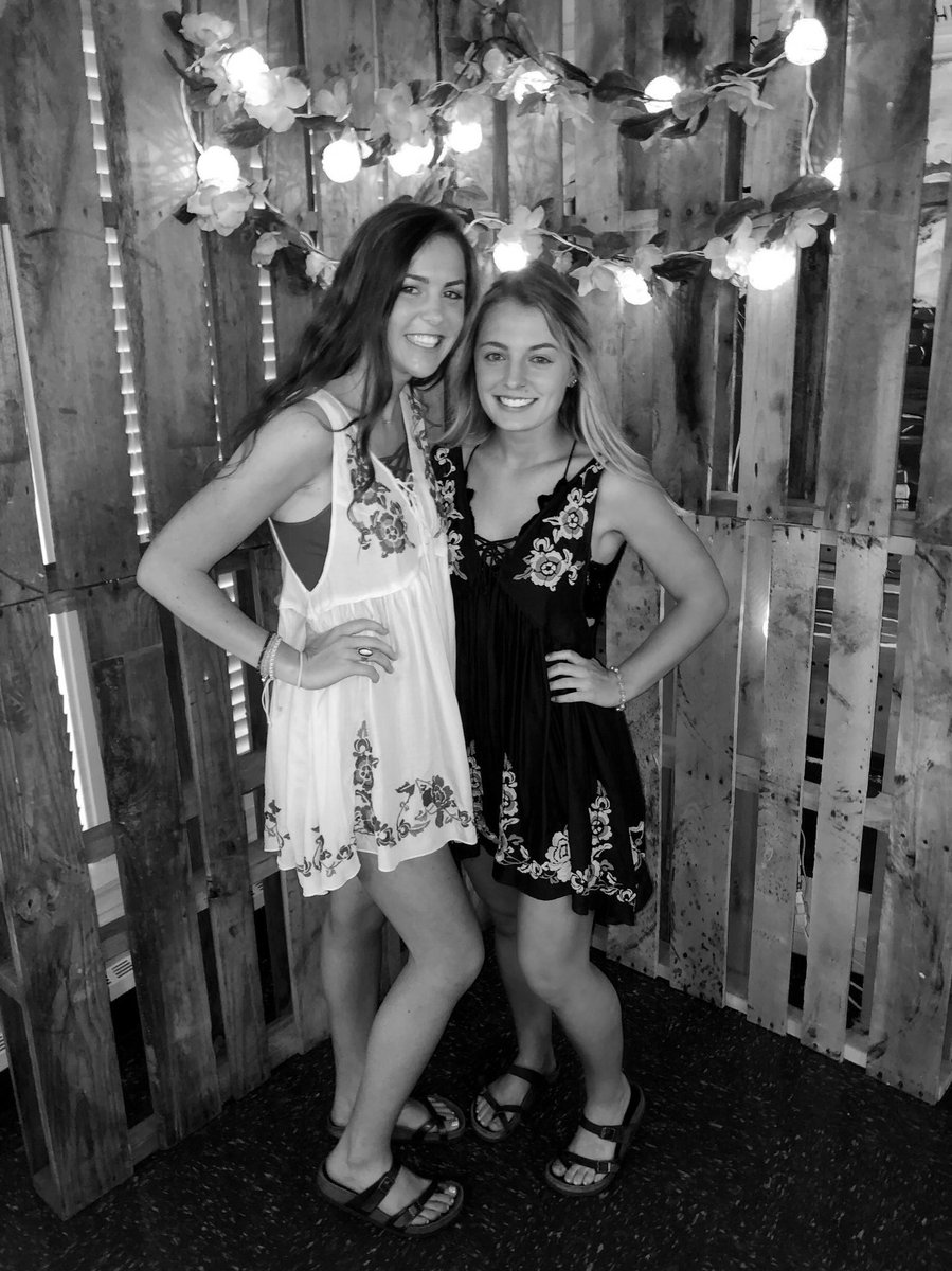 kaelee_12's tweet photo. Happy Birthday to one of my favs!!Have the best day &amp; senior year!! Love you lots💕💕 @tessnaumo https://t.co/UpxZLup1Us