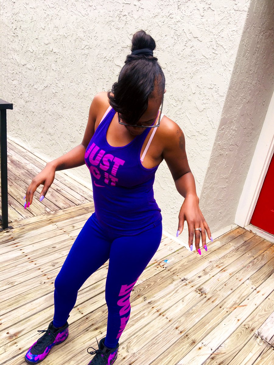 NekaB00's tweet photo. Everything #STILL                    💜🥰👑♊️🍫 https://t.co/7Yd6o6mh3l
