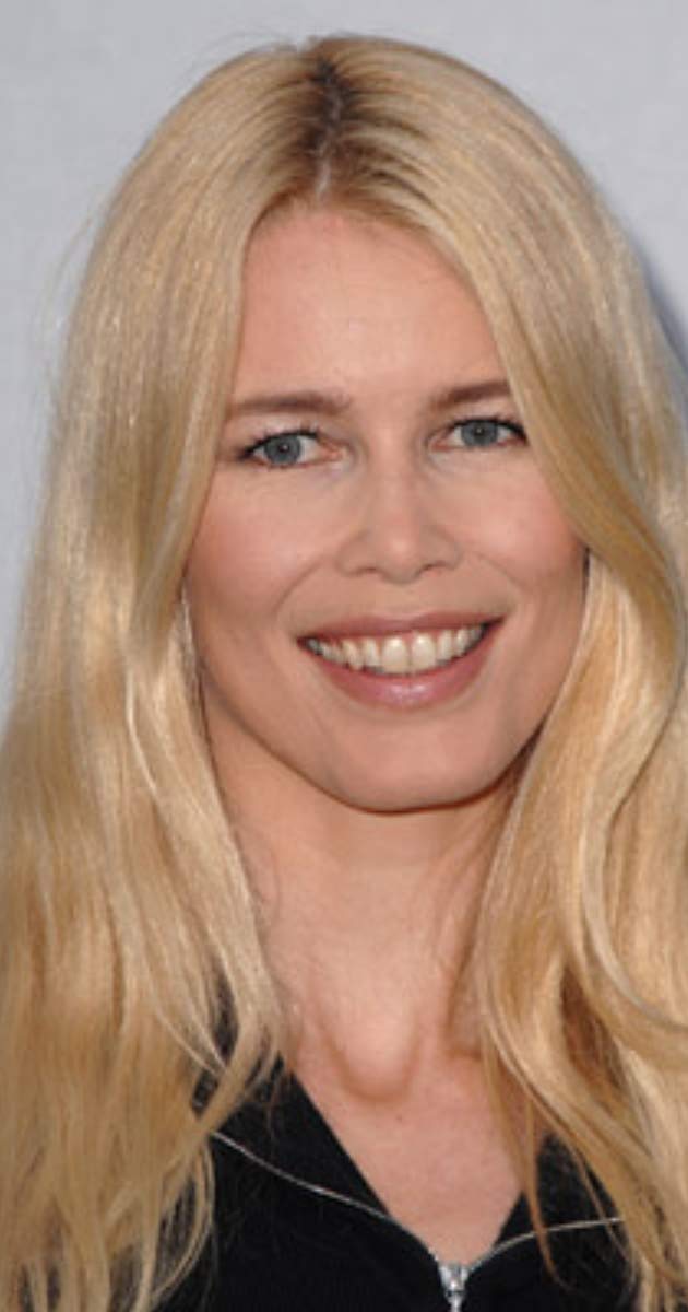 Happy Birthday to Claudia Schiffer who turns 49 today! 